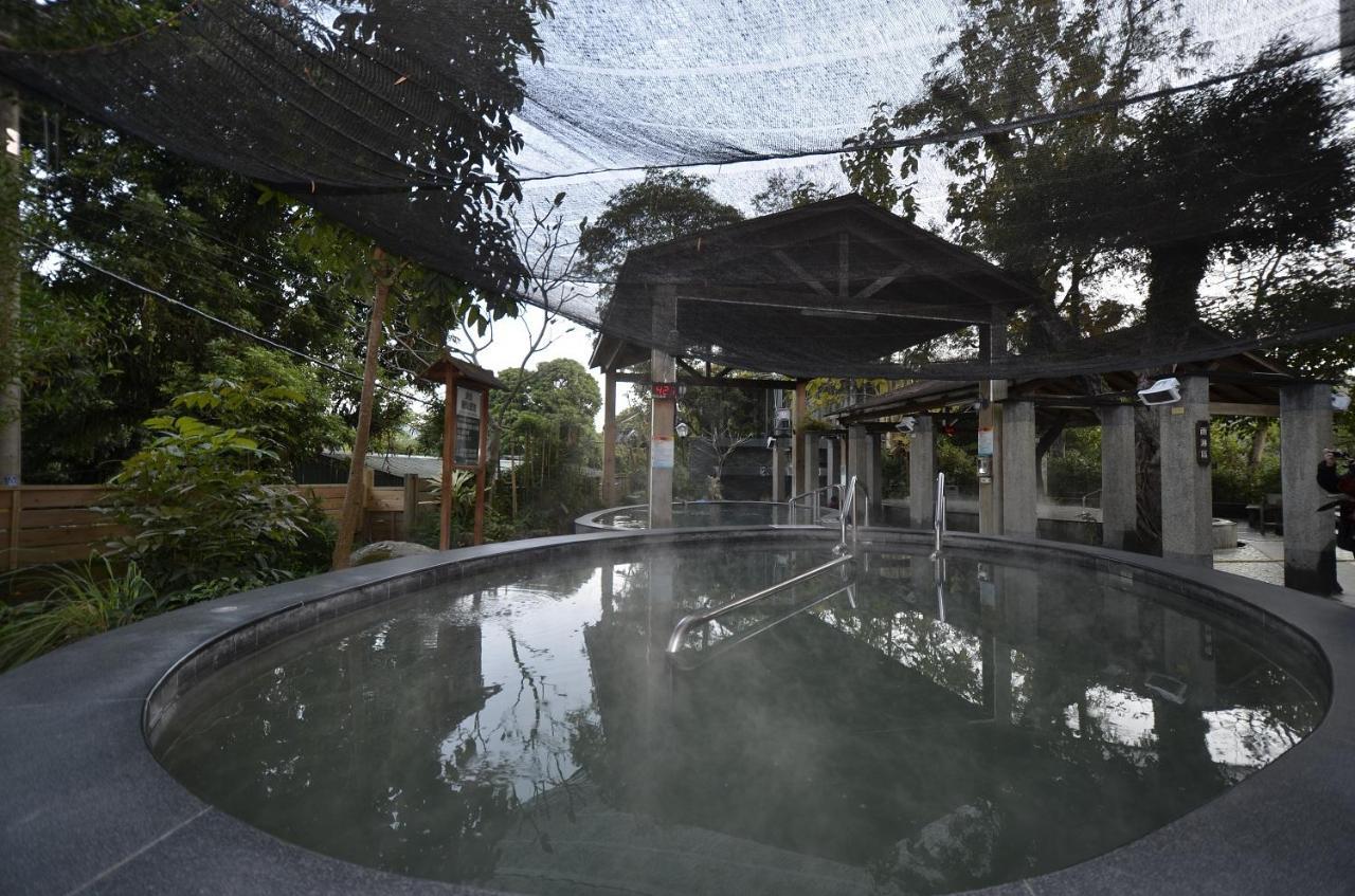 Toong Mao Spa Resort Guanziling Tainan Exterior foto